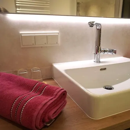 Blumenwiese * رامساو أم داتشستين